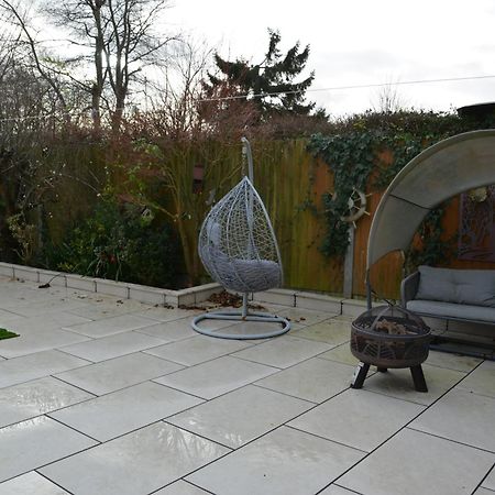 Cozy, Modern, Spacious 4 Bedroom House In London 罗姆福特 外观 照片