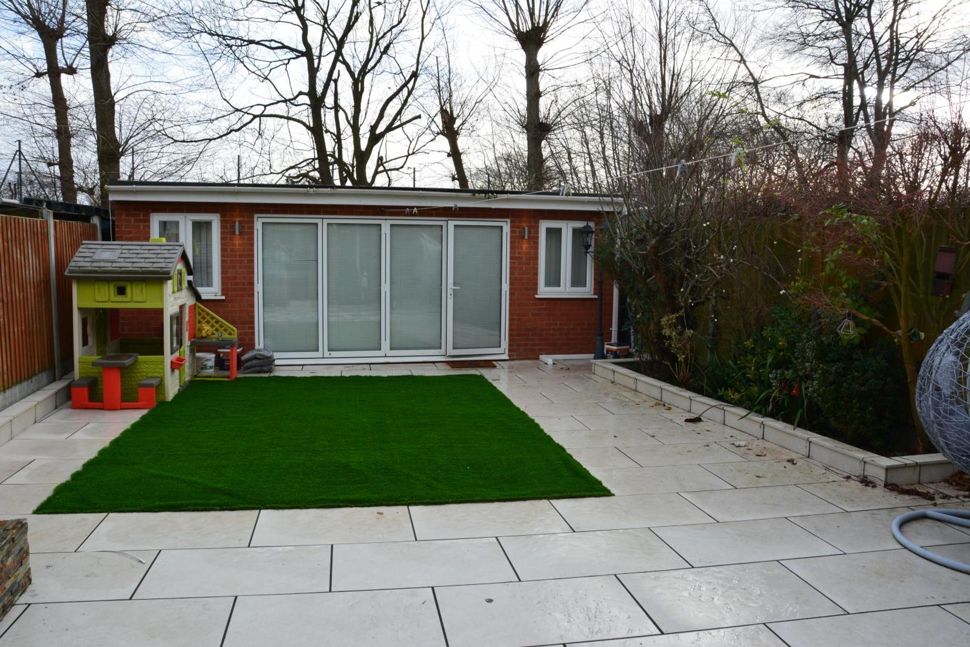 Cozy, Modern, Spacious 4 Bedroom House In London 罗姆福特 外观 照片