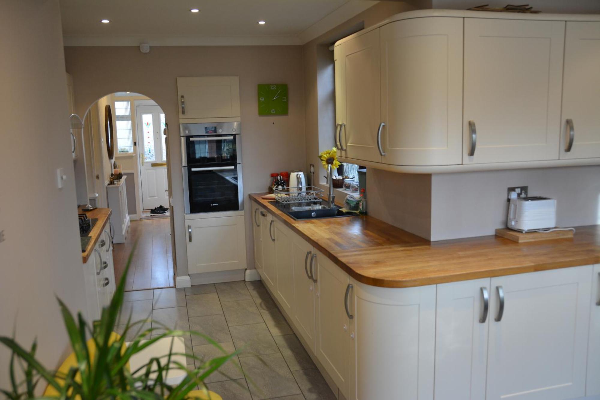 Cozy, Modern, Spacious 4 Bedroom House In London 罗姆福特 外观 照片