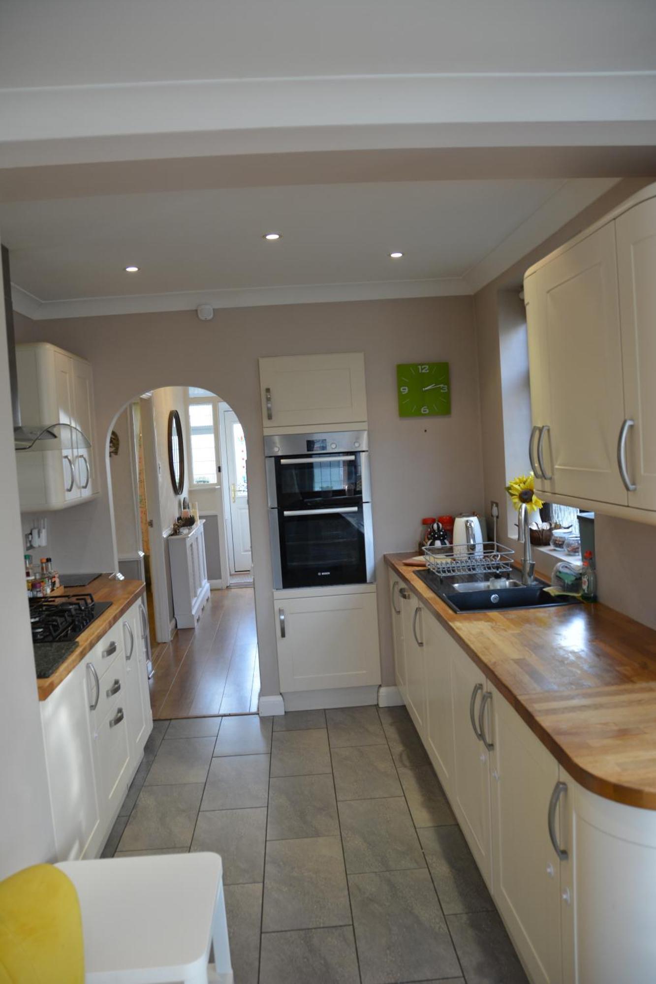 Cozy, Modern, Spacious 4 Bedroom House In London 罗姆福特 外观 照片
